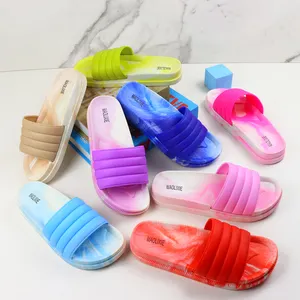 Fábrica Ladies Wholesale Sleeper Sandals Moda Slides Chapbal para Mulheres Deslize Chinelos