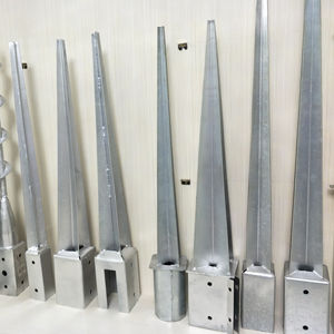 Piquets en acier de qualité industrielle résistants aux intempéries pour clôtures, boîtes aux lettres, terrasses et supports de treillis - Ancrage personnalisable OEM pour poteaux en bois - Product Image 1