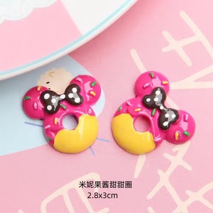 Venta al por mayor <span class=keywords><strong>de</strong></span> dibujos animados miniatura <span class=keywords><strong>de</strong></span> resina pan comida DIY funda <span class=keywords><strong>de</strong></span> teléfono accesorios crema pegamento horquilla encanto-Fresa Mickey <span class=keywords><strong>Minnie</strong></span> Donut - Product Image 5
