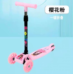 Trottinette pour enfants à plateau extra large, hauteur réglable, 3 roues lumineuses, pliable, pour enfants et tout-petits de 3 à 6 ans - Product Image 4