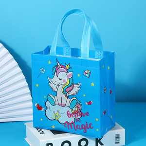 Vente chaude prix raisonnable coloré non-tissé <span class=keywords><strong>licorne</strong></span> cadeau sac dessin animé mignon portable laminé cadeau sac à provisions pour enfants - Product Image 4