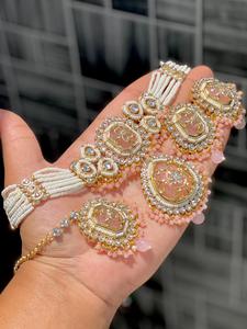 Conjunto de joyería vintage con collar de perlas, aretes y pulsera para bodas y fiestas, accesorios de moda para mujer. - Product Image 2