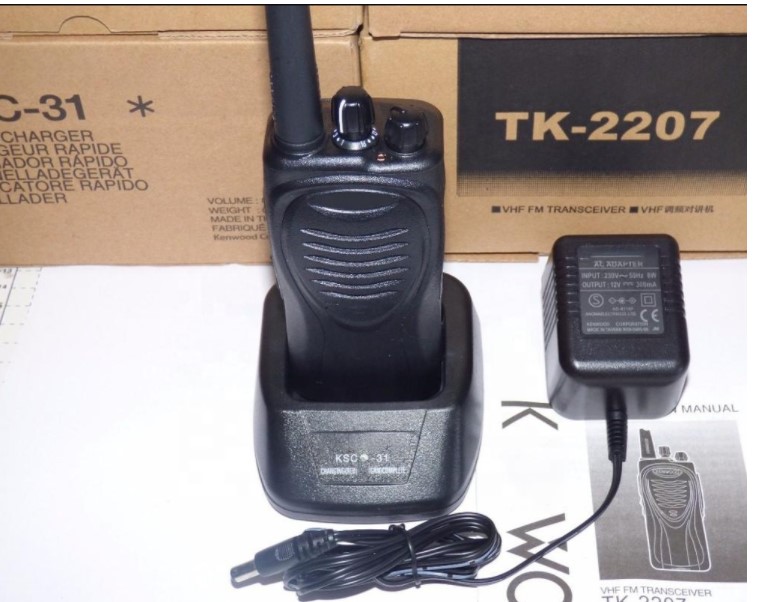 TK-2207  3207 VHF  UHF FM Portable Radios walkie talkie,two way radIo