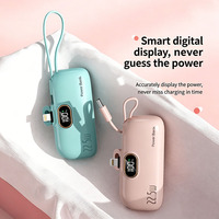 Batterie externe OEM de poche 5000 mAh 22,5 W à charge rapide, design mini-capsule, affichage numérique, support, chargeur portable, logo personnalisé
