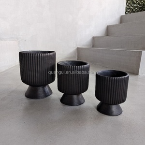 กระถางดอกไม้รูปทรงถ้วยไวน์ ทำจากไฟเบอร์ซีเมนต์ที่เป็นมิตรกับสิ่งแวดล้อม ทันสมัย น้ำหนักเบา ทนทาน ดีไซน์แกะสลักด้วยมือ สำหรับใช้ภายใน/ภายนอกอาคาร - Product Image 5