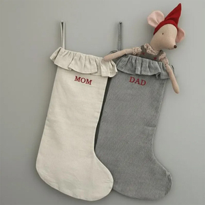 Chaussette de Noël personnalisée avec nom, en lin, cadeau de Noël tendance - Product Image 1