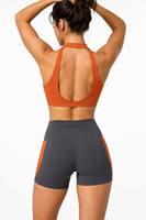 Ensemble de yoga 2 pièces Solstice Flow pour femme, haut court à col roulé, soutien-gorge de sport à découpes géométriques, bretelles croisées, taille haute, compression 3 pouces