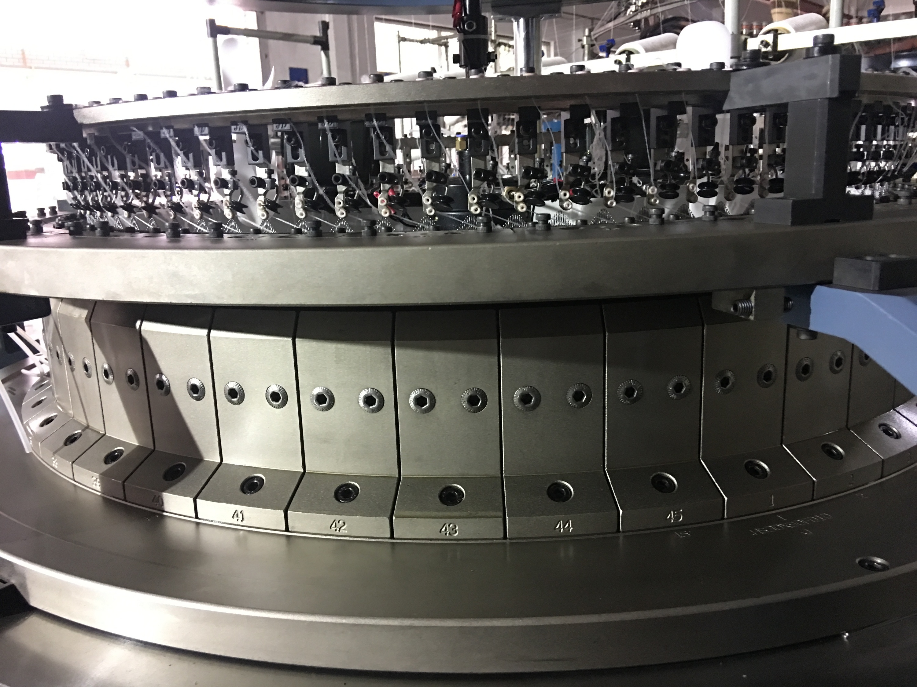 personnaliser jacquard informatisé de qualité supérieure en jersey simple largeur ouverte mayer machines à tricoter circulaires