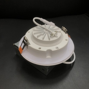 Luminaria LED Empotrable de 4 Pulgadas y 12W con Certificación ETL, <span class=keywords><strong>ES</strong></span> y FCC, Ángulo de Haz de 60° ° 3500K4500K5500K6000K5CCT AC100-277V0-10V Regulable Hermético para Lugares Húmedos 1100LM - Product Image 4