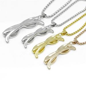 Colliers et pendentifs personnalisés en gros pour lunettes, bijoux de mode en acier inoxydable plaqué or 18 carats - Product Image 3