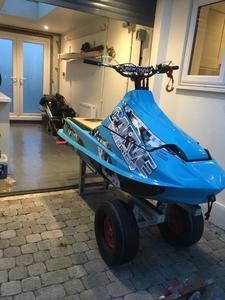 Bateau à moteur 80 kW, état neuf, avec moteur synchrone à aimant de 40 kW pour jet ski - Product Image 6