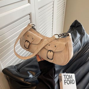Sac à bandoulière pour dames de niche <span class=keywords><strong>française</strong></span> rétro de haute qualité 2024 nouveau sac à bandoulière explosif populaire sous les bras - Product Image 4