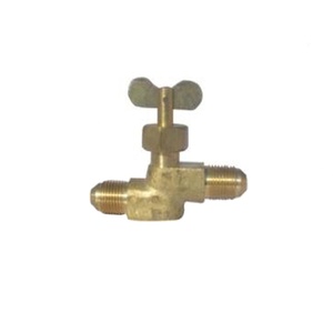 Válvula de Combustible para Tanque de Diésel Compatible con Mahindra 3045339R1 Scorpio Bolero Thar Tractor mHawk CRDe 2.2L 2.5L - Product Image 1