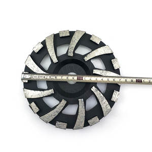 <span class=keywords><strong>Precio</strong></span> al por mayor <span class=keywords><strong>7</strong></span> <span class=keywords><strong>pulgadas</strong></span> 18 segmentos 30 #-150 # Rueda de copa de molienda de Diamante Negro Alas de pulido de diamante para <span class=keywords><strong>amoladora</strong></span> de hormigón - Product Image 4