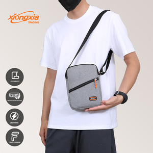 Elegante borsa a tracolla impermeabile da uomo con borsa da viaggio monospalla da esterno di grande capacità - Product Image 1