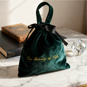 High-quality Eco-Friendly Durable Velvet Fabric <b>Small</b> Plush Bag Drawstring Closure Jewelry Pouch Decorative Collectible <b>Gift</b> <b>Box</b> - Product Image 4