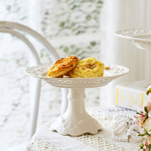 Plats en céramique creux gaufrés européens Assiettes blanches Plateau de service à dessert en porcelaine <span class=keywords><strong>Assiette</strong></span> de petit déjeuner <span class=keywords><strong>Assiette</strong></span> à salade <span class=keywords><strong>Assiette</strong></span> à steak - Product Image 6