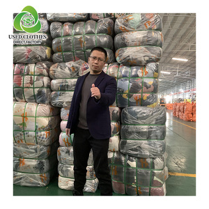 Abrigo de piel de lana usado informal a la moda ropa usada a granel para mujer fardos de ropa usada 45Kg - Product Image 1