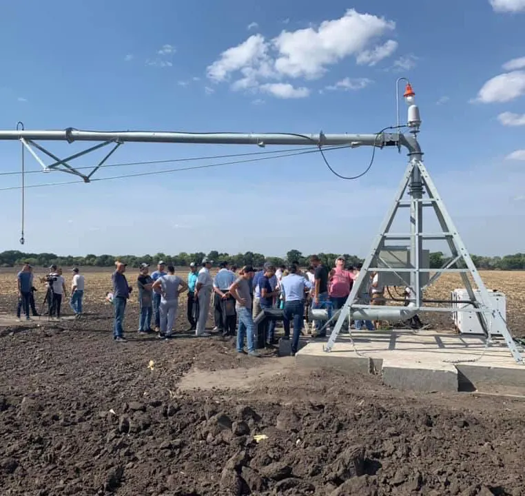 Sistema de riego por pivote central eléctrico, riego por aspersión agrícola lineal Move