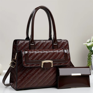 กระเป๋าถือแฟชั่น PU หนังเทียม 2 ชิ้น ชุดกระเป๋าสะพายไหล่ผู้หญิง ดีไซน์หรูหรา พร้อมกระเป๋าเงิน - Product Image 5