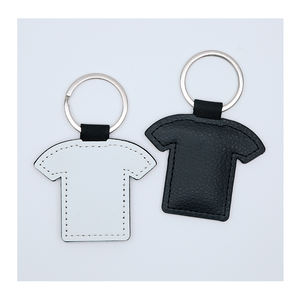 Venta al por mayor PU sublimación camiseta forma llavero en blanco logotipo personalizado impresión sublimación cuero llavero - Product Image 3
