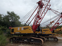 Grue sur chenilles SCC850A-6 de 85 tonnes à flèche en treillis, modèle 2022, 2850 heures, moteur Cummins, boîte de vitesses et pompe inclus.
