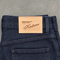 Écussons en cuir PU écologiques personnalisés avec logo, étiquettes thermocollées pour jeans, accessoires de vêtements à coudre, vente en gros OEM, faible MOQ