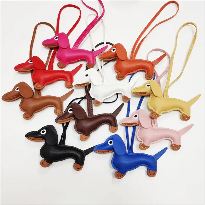 Classic Cute Puppy Dog Bag Pendant Key chain Fashion PU Leather Dachshund key Ring Accessories