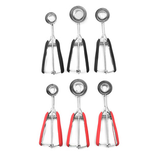 Cuillère à melon en acier inoxydable en gros avec poignée souple et dégagement rapide pour pâte à biscuits - Product Image 1