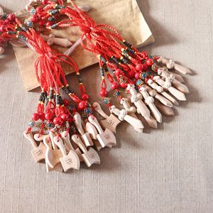 Ciondolo Portachiavi in Legno di Pesco Non Verniciato con Incisione a Tema Amore, Eco-Friendly, per Decorazione Murale e Artigianato in Legno, Adatto a Tutte le Festività - Product Image 4