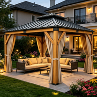 Gazebo en bois de cèdre massif avec toit rigide et rideaux d'intimité, pavillon en bois résistant aux intempéries pour patio et jardin