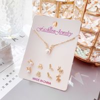 DAIHE Prix de Gros Minimum Ensemble Bijoux Papillon Pendentif Coréen Tendance Perle Zircon pour Femme Collier Ras-du-Cou