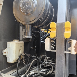 Excavadora Volvo Usada de 22 Toneladas, Máquina Excavadora Hidráulica con Cucharón de 1.1m, Modelo 2023, Motor y Caja de Cambios PLC - Product Image 5