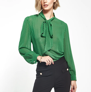 <span class=keywords><strong>Camicette</strong></span> Formali da <span class=keywords><strong>Donna</strong></span> Personalizzate OEM ODM di Alta Qualità, Motivo a Pois, Colletto Arricciato, Maniche Kimono, Bottoni Frontali, Tessuto in Raso 100% <span class=keywords><strong>Seta</strong></span> - Product Image 4