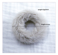 Automne et hiver en peluche couleur bonbon bandes de cheveux femme douce fourrure moelleuse corde de cheveux ne fait pas mal aux cheveux bande de cuir