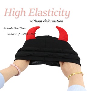 Moda Halloween Dress up Party Hat Hip Hop Skull Caps Devil Horn Turban Satin Lined Bonnet para Mujeres Hombres - Product Image 5