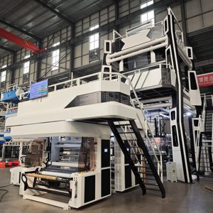 Machine de soufflage de <span class=keywords><strong>film</strong></span> 2026 1000-1600mm 55/65/55 avec système d'enroulement à fente centrale à co-extrusion automatique à trois couches ABC(IBC) - Product Image 6