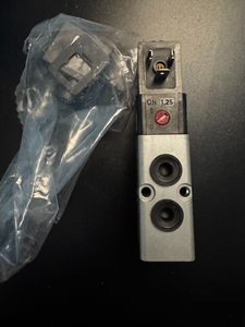 Solenoide Serie Herion 2622000 de 24V CC para PLC - Product Image 1