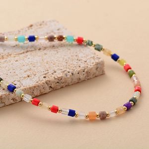 Collar de Moda con Cuentas de Acero Inoxidable y Colgante de Piedra Natural en Forma de Cilindro Pequeño Zoryn para Mujer - Product Image 1