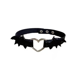 Sangle <span class=keywords><strong>de</strong></span> <span class=keywords><strong>cuisse</strong></span> en cuir artificiel en forme <span class=keywords><strong>de</strong></span> cœur avec anneau <span class=keywords><strong>de</strong></span> pied Gothique Dark Wings pour femme - Mode Y2K pour fiançailles - Product Image 5