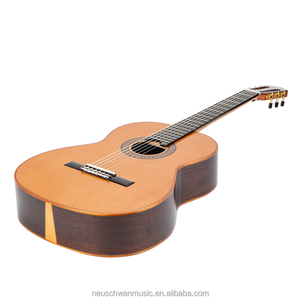 <span class=keywords><strong>Guitarra</strong></span> <span class=keywords><strong>Española</strong></span> Hecha a Mano de Tres Piezas, 39 Pulgadas, con Tapa de Cedro Canadiense y Fondo y Lados de Palisandro - Product Image 3