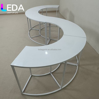 LEDA Nouveau Stand de Présentation en Métal Courbé de 1,80 m pour Mariages, Pique-niques en Extérieur et Décoration d'Événements – Design Serpentine