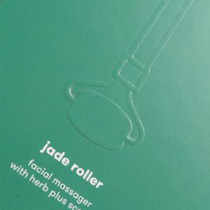 Caja de Regalo Cosmética Biodegradable Personalizada con Cierre Magnético, Forro de Esponja e Inserto de EVA para Rodillos de Masaje Corporal y Gua Sha - Product Image 6