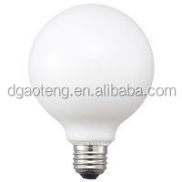 Ampoule blanche G95 Opal Glass Shell ampoule laiteuse E27 LED Ampoule à filament blanc chaud Dimmable