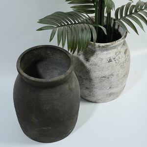 Vaso Decorativo Retro de Boca Larga em Design Japonês Branco e Preto para Flores - Product Image 3