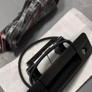 Cámara de Visión Trasera Impermeable HD 720P, Kit de Cámara de Marcha Atrás Universal para Automóviles y Camiones con Visión Nocturna - Product Image 6