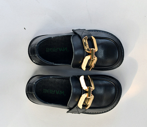 Chaussures en cuir noir personnalisées pour enfants, mocassins en cuir de vache antidérapants à semelle souple pour bébés et enfants, idéaux pour l'école et les spectacles - Product Image 3