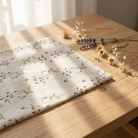 Tissu Anono 175 GSM en lin tissé teint, imprimé bourgeons violets artistiques, léger et respirant, textile floral pour chemises et robes d'été