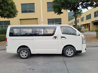 2024 Type Hiace Bus 15 sièges mini bus