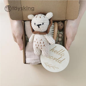 <span class=keywords><strong>Hello</strong></span> World recién nacido Baby Shower regalo conjunto artesanía hilo ganchillo animales muñeca muselina bambú toalla cepillo chupete maniquí juguete de baño - Product Image 4